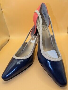 Lifestride Navy Pointed Slingback Heels with Beige Trim Coral Sling Kitten
